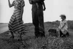 Dorothea Lange. Family on the Road, Oklahoma, 1938. Gelatin silver print. © The Dorothea Lange Collection, the Oakland Museum of California, City of Oakland, Gift of Paul S. Taylor Dorothea Lange. Family on the Road, Oklahoma, 1938. Gelatin silver print. © The Dorothea Lange Collection, the Oakland Museum of California, City of Oakland, Gift of Paul S. Taylor