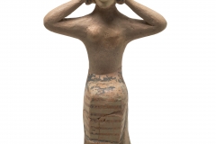 Figurine of a Mourning Woman,Heraklion Archaeological Museum, Π 7995. © Hellenic Ministry of Culture and Sports–Archaeological Receipts Fund. Photography Kostas Xenikakis