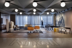 Knoll Showroom, Los Angeles, by ARO