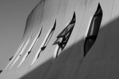 Espace-Oscar-Niemeyer-photo-by-Paul-Clemence-8