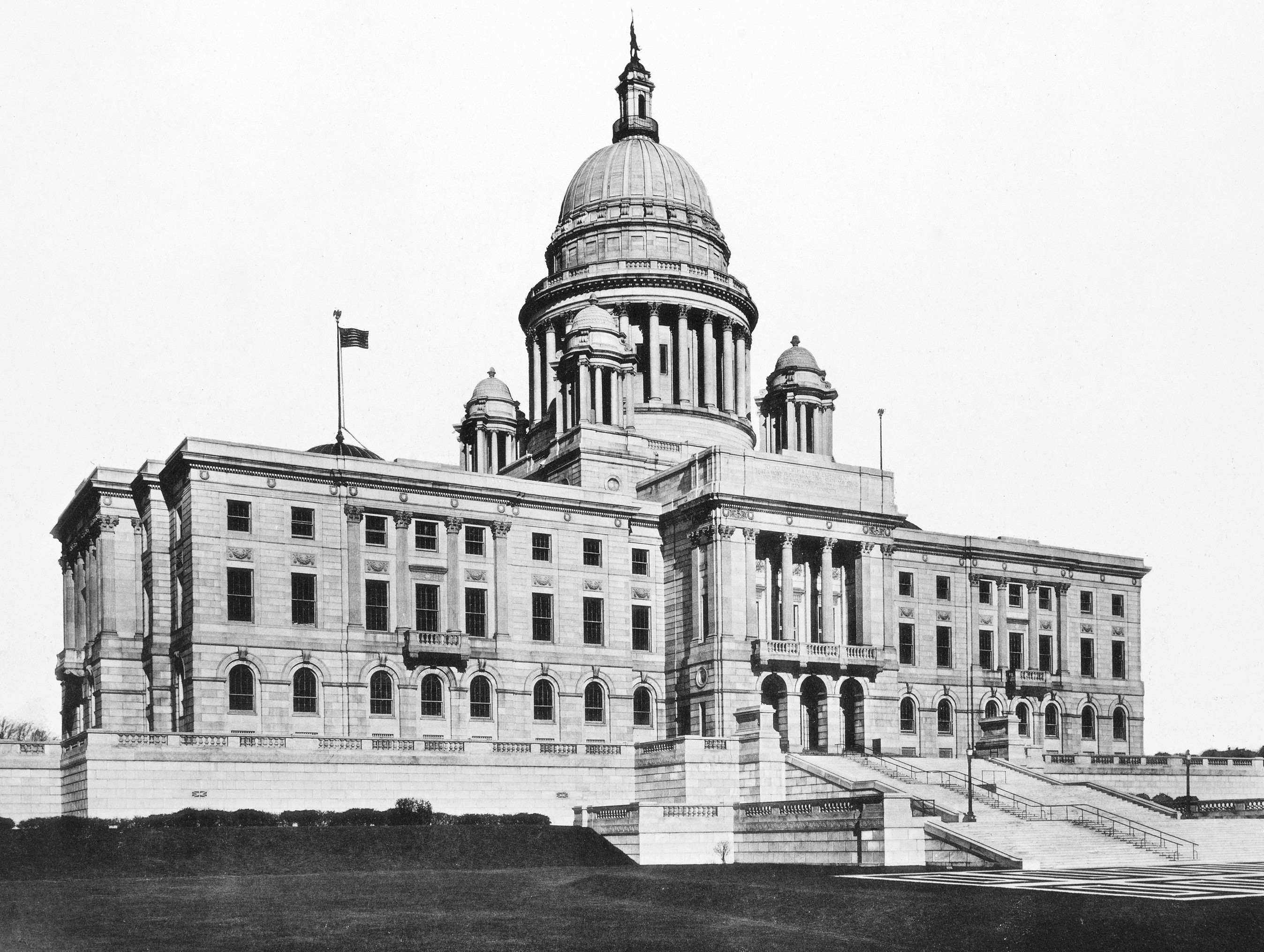 McKim, Mead & White, Rhode Island State Capitol