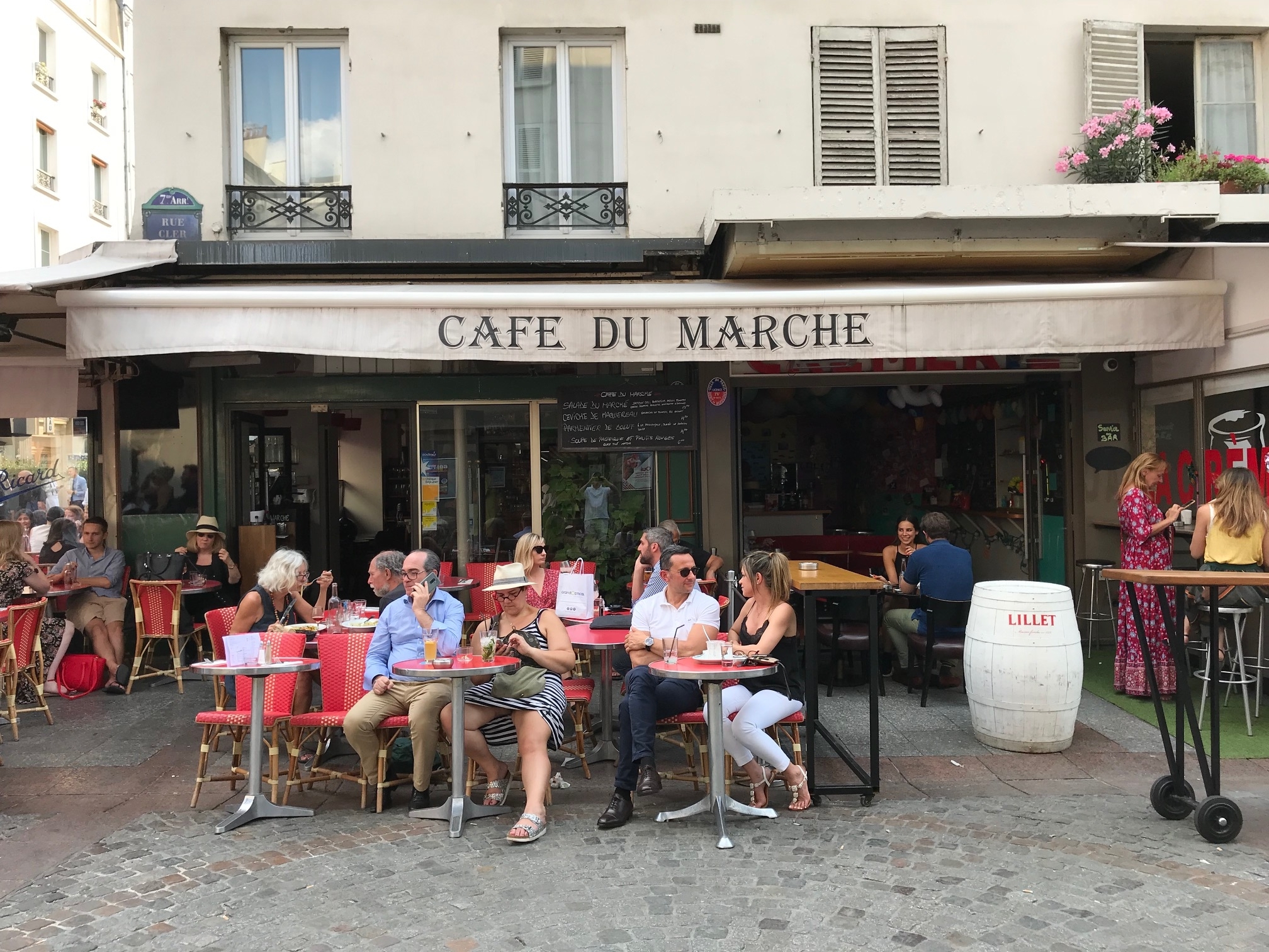 A Terrific New Tea Emporium Just Opened on Rue Cler! - Paris Perfect