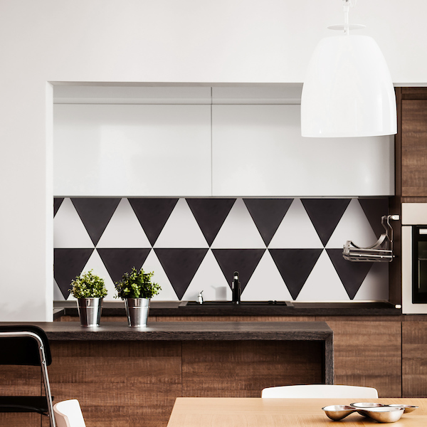 Shapes from clé: Black and White Triangle