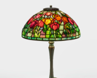 Lot 7: Tiffany Studios "Tulip" Table Lamp with a "Mushroom" base