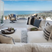 A San Clemente Remodel Opens Up to Ocean Views