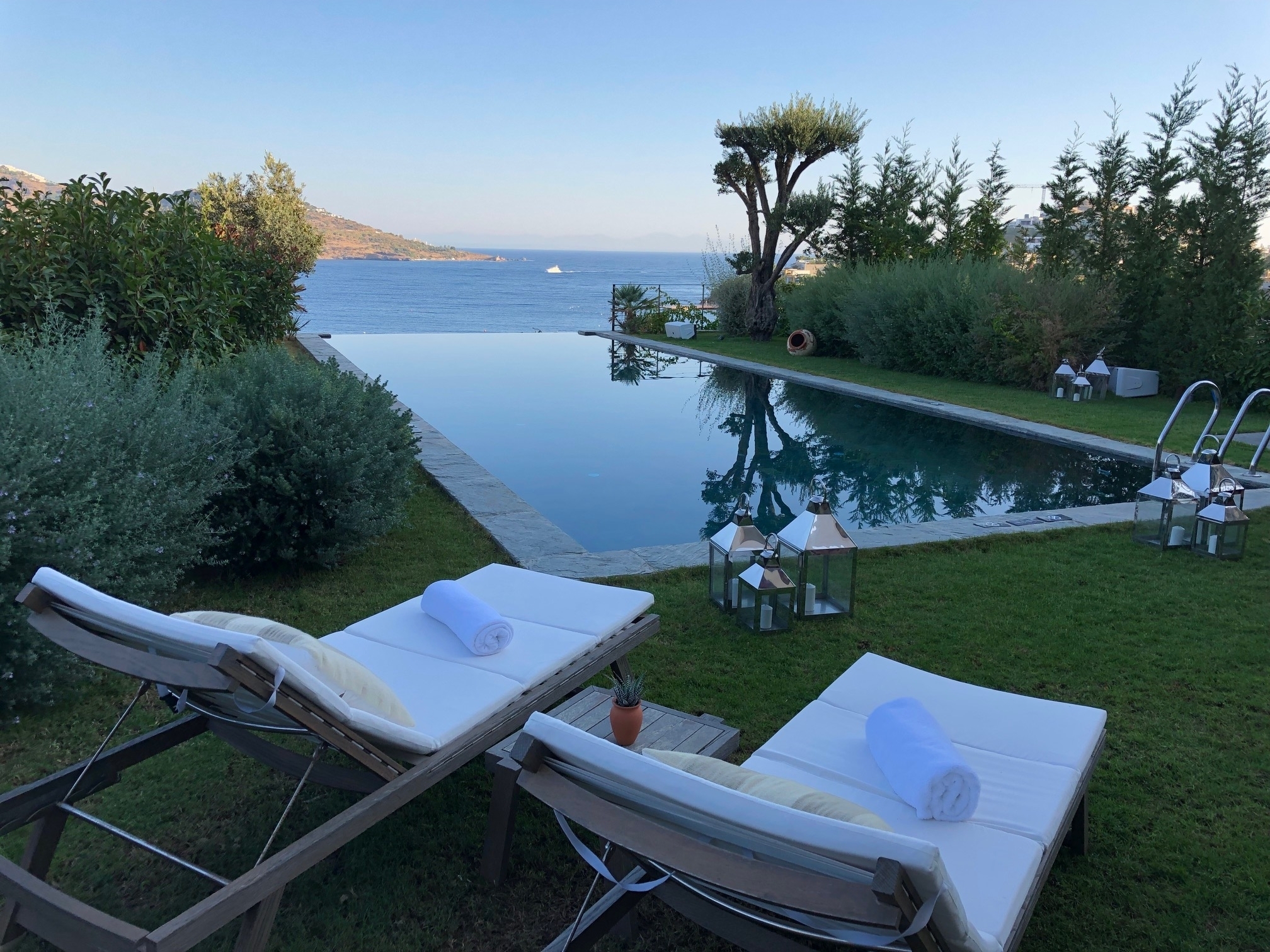This one’s near the remote Turkish city of Bodrum, overlooking the Aegean Sea. Clear and green-tinted at ocean’s edge, the water turns bright sapphire further out.