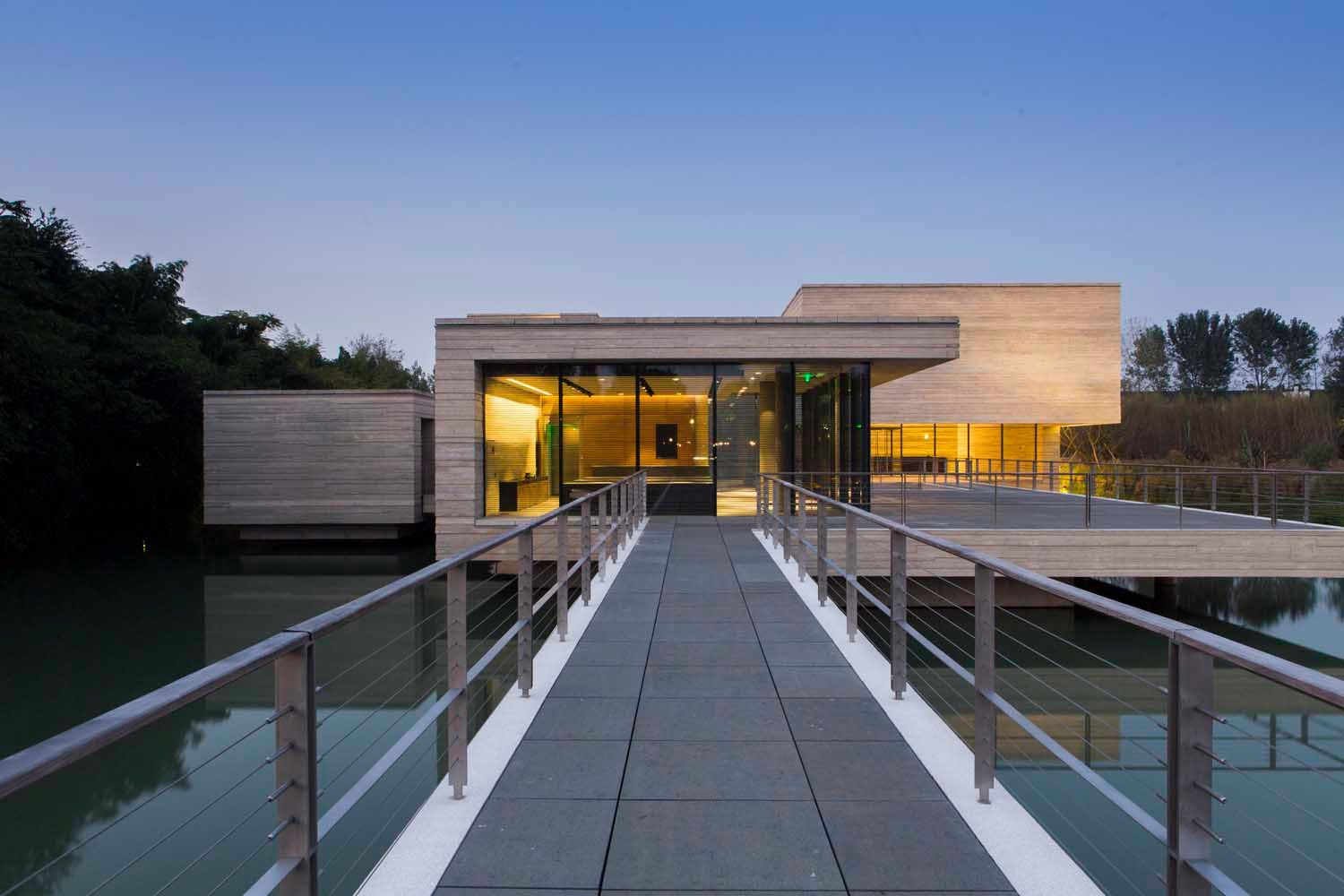 One of the firm’s first projects was the Mu Xin Art Museum in the historic water town of Wuzhen, in China’s northern Zhejiang Province.