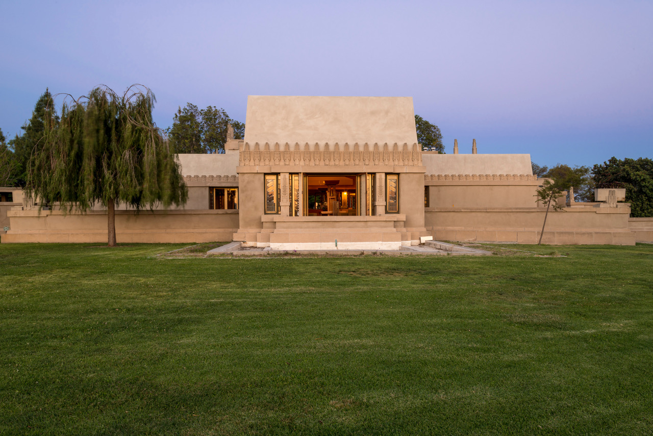 A+A interviewed Jeffrey Herr, curator of the Hollyhock House, about it via email:
