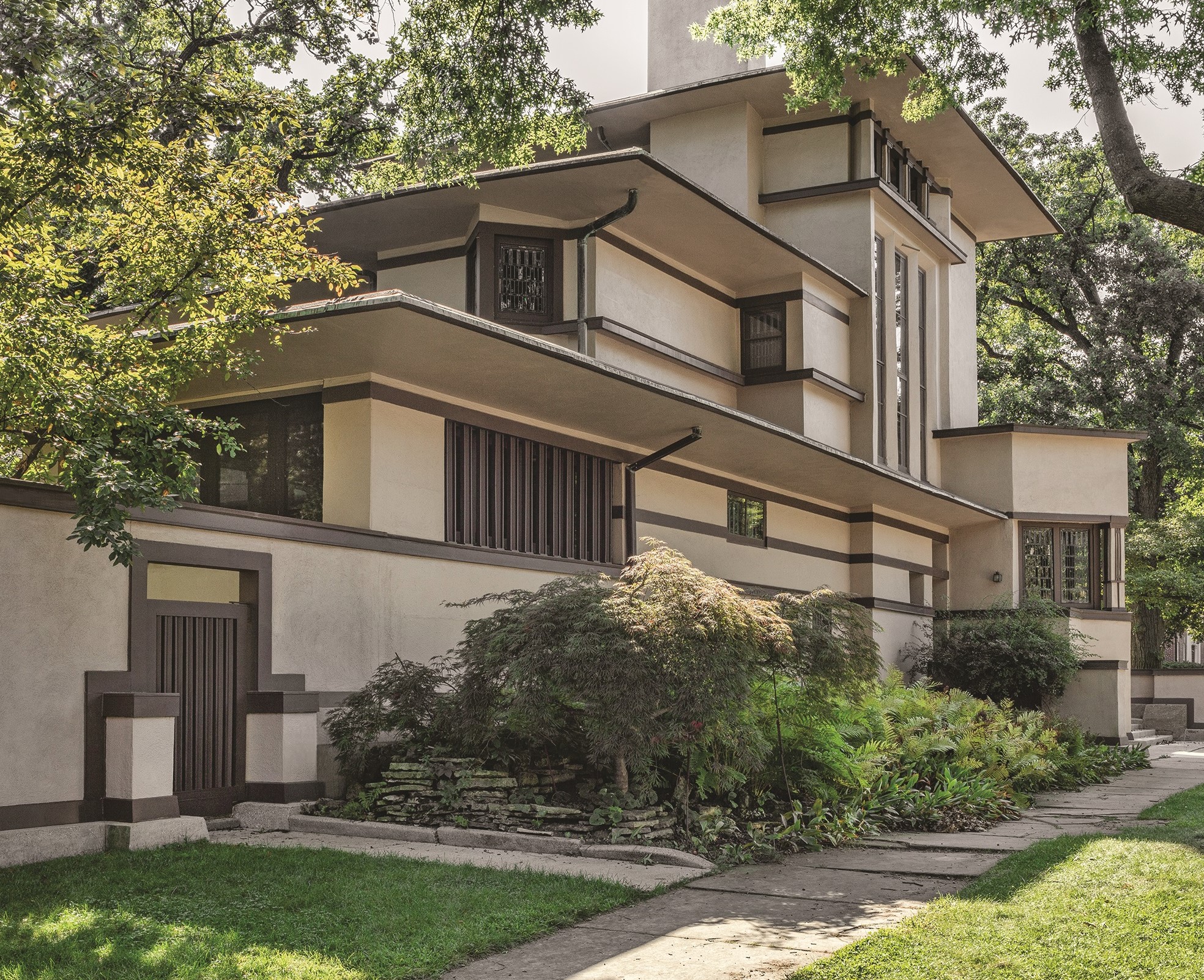 They’ll be joined by four more neighboring homes designed by Wright’s contemporaries.