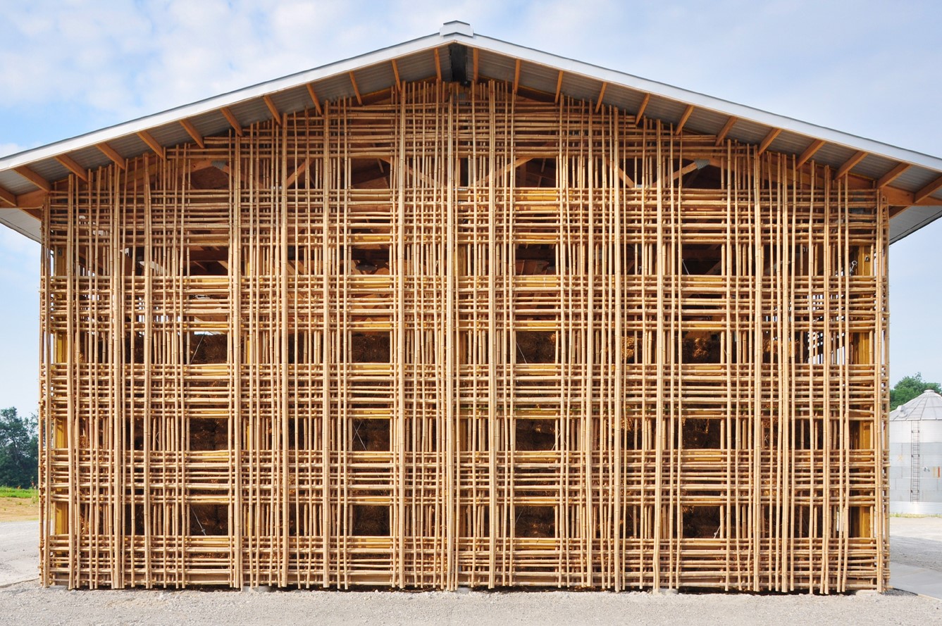 The architects applied passive strategies like natural ventilation for cooling – with a riff on traditional tobacco barns’ louvered doors – to control drafts.