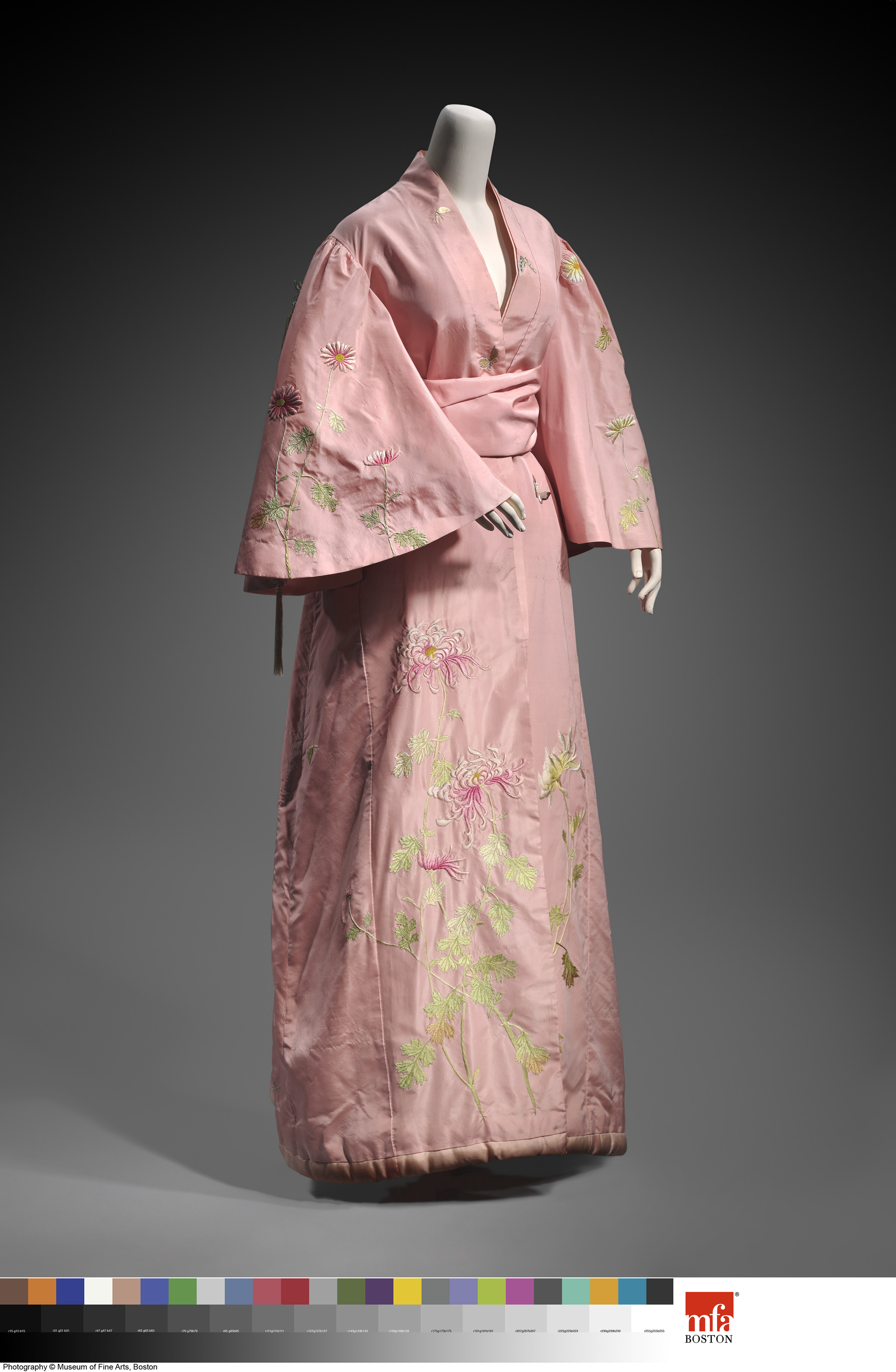 Takashimaya_Woman\'s dressing gown_MFA, Boston_2001.933