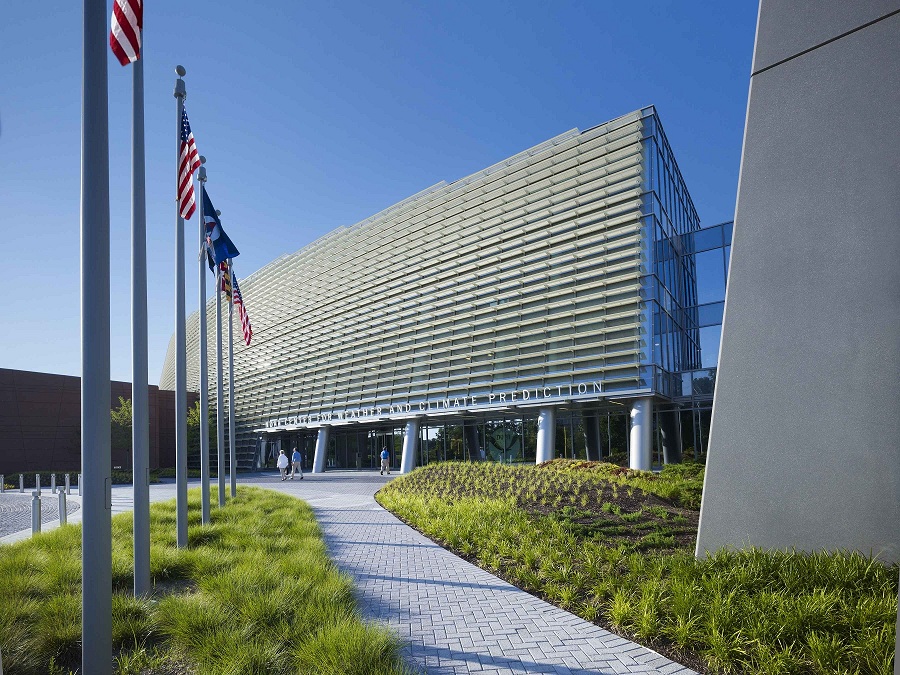 NOAA Center for Weather and Climate Prediction, Riverdale MD, Architect: Hellmuth, Obata & Kassabaum