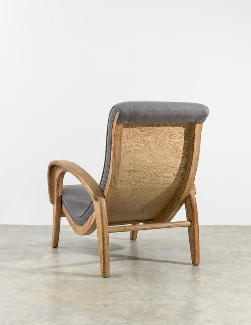 mcah_pair_of_lounge_chairs_02_lrg3