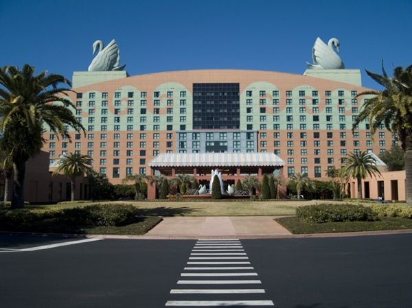 10-michael-graves-the-swan-and-dolphin-resort_low_0