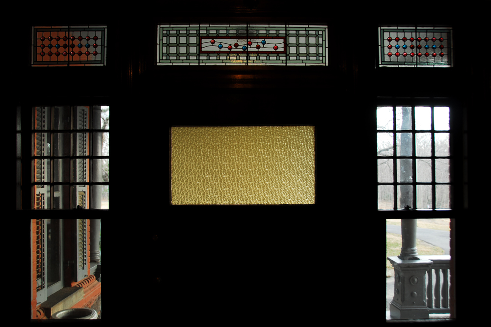 Hall Doorway, Xiomáro